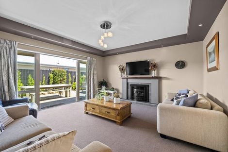 Photo of property in 1 Iti Place, Parklands, Christchurch, 8083