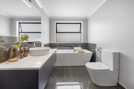 Photo of property in 16 Mclean Street, Pokeno, 2402