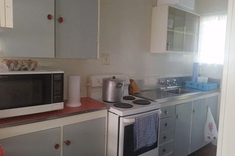 Photo of property in 6 View Road, Papakura, 2110