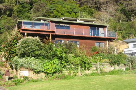 Photo of property in 4 Davis Crescent, Paihia, 0200