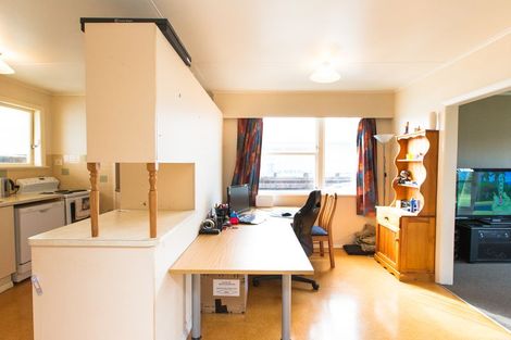 Photo of property in 43 Sutherland Crescent, Westbrook, Palmerston North, 4412