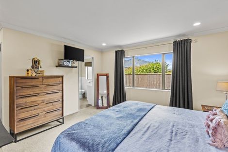 Photo of property in 28 Cottonwood Close, Paraparaumu Beach, Paraparaumu, 5032