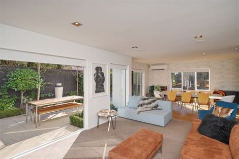 Photo of property in 35b Holly Road, St Albans, Christchurch, 8014