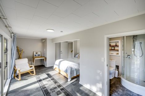 Photo of property in 18 Hadfield Terrace, Bluff Hill, Napier, 4110