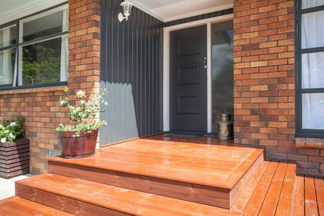 Photo of property in 281 Shakespeare Street, Leamington, Cambridge, 3432