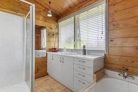 Photo of property in 73 O'halloran Road, Howick, Auckland, 2014