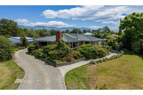 Photo of property in 76 Rhodes Street, Waimate, 7924
