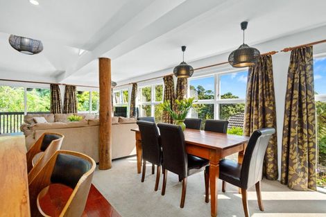 Photo of property in 3a Whiorau Grove, Lowry Bay, Lower Hutt, 5013