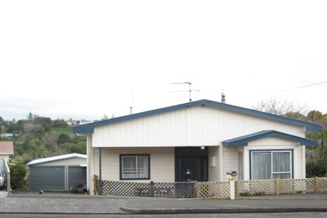 Photo of property in 39 Essex Street, Vogeltown, New Plymouth, 4310