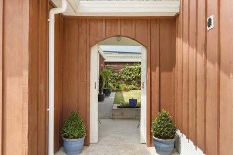 Photo of property in 2 Byron Street, Leamington, Cambridge, 3432