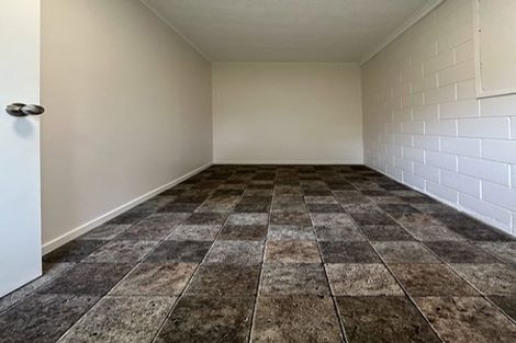 Photo of property in 2/51 Nigel Road, Browns Bay, Auckland, 0630