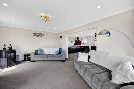 Photo of property in 17 Ponderosa Place, Opunake, 4616