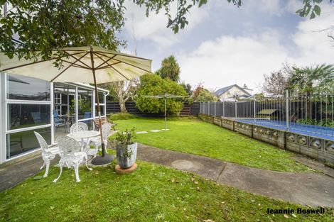 Photo of property in 146 Russell Street, Palmerston North, 4414