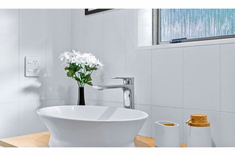 Photo of property in 74 Porritt Avenue, Chatswood, Auckland, 0626