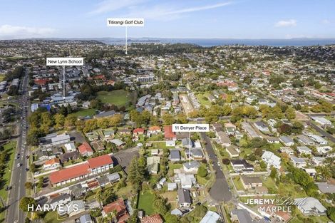 Photo of property in 11 Denyer Place, New Lynn, Auckland, 0600