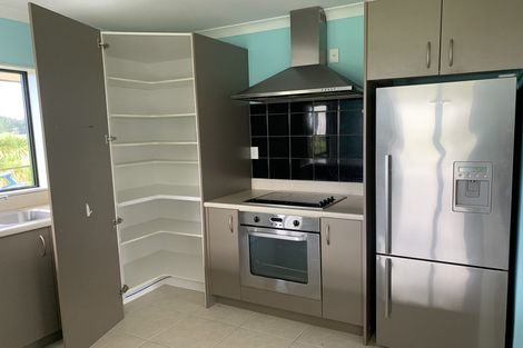 Photo of property in 81 Ohinepanea Road, Pukehina, Te Puke, 3186