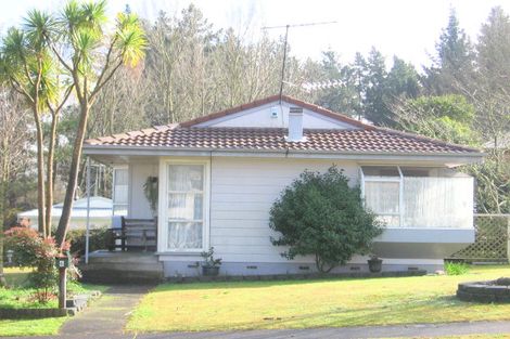 Photo of property in 6 Manor Place, Bader, Hamilton, 3206