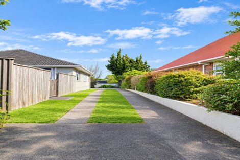 Photo of property in 96a Mangorei Road, Strandon, New Plymouth, 4312