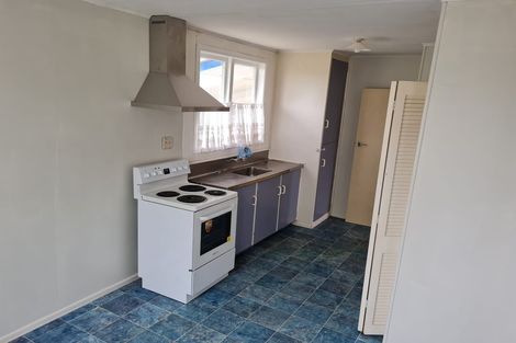 Photo of property in 8 Pohutukawa Drive, Tokoroa, 3420