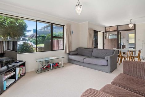 Photo of property in 2/230 Ngatai Road, Otumoetai, Tauranga, 3110