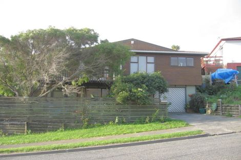 Photo of property in 5a Mapplebeck Street, Titahi Bay, Porirua, 5022