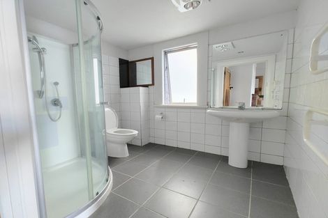 Photo of property in 41 Norwood Road, Bayswater, Auckland, 0622