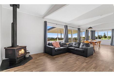 Photo of property in 957 Kaiwaka-mangawhai Road, Hakaru, Wellsford, 0975