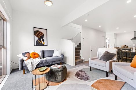 Photo of property in 8/206 Manuka Road, Bayview, Auckland, 0629