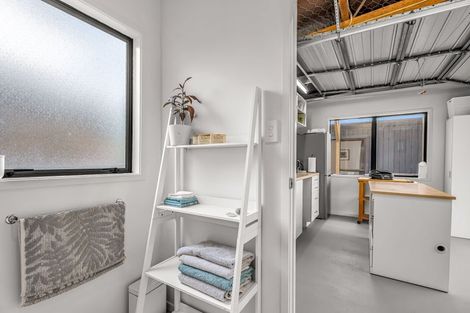 Photo of property in 17 Cook Drive, Whitianga, 3510