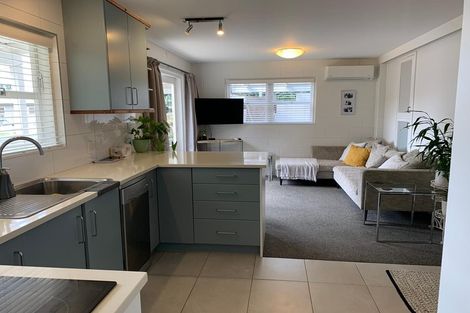 Photo of property in 120a Pah Road, Cockle Bay, Auckland, 2014