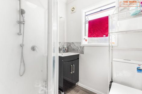 Photo of property in 10a Cambridge Road, Manurewa, Auckland, 2102