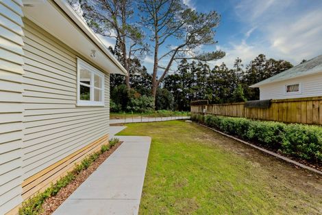 Photo of property in 51 Cambridge Road, Riverhead, 0820