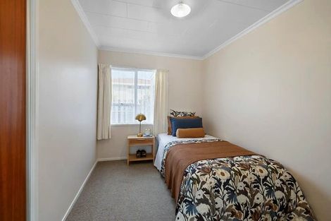 Photo of property in 1 Naumai Place, Spotswood, New Plymouth, 4310