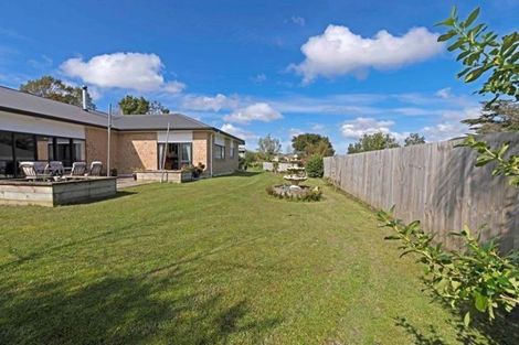 Photo of property in 65d View Road, Henderson, Auckland, 0612