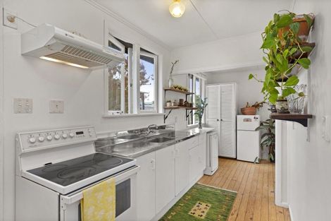 Photo of property in 26 Smith Street, Raglan, 3225