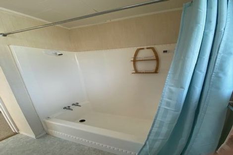 Photo of property in 17 Kinder Street, Acacia Bay, Taupo, 3330