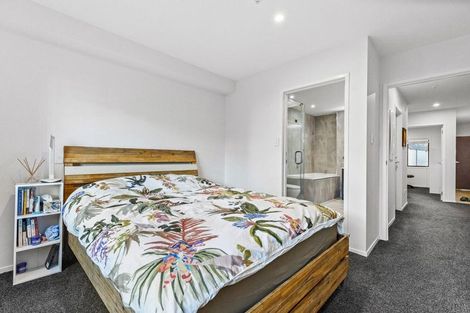 Photo of property in 86 Rangihina Road, Hobsonville, Auckland, 0616