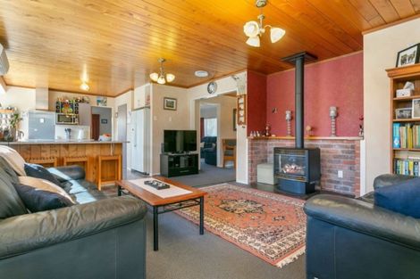 Photo of property in 321 Shakespeare Street, Leamington, Cambridge, 3432