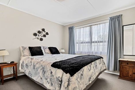 Photo of property in 100 Pukehina Parade, Pukehina, 3189