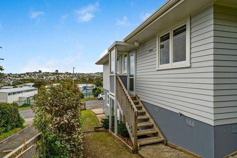 Photo of property in 24 Omapere Street, Waitangirua, Porirua, 5024