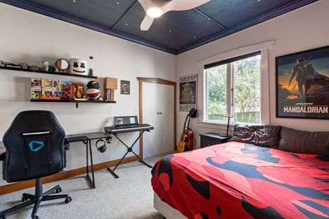 Photo of property in 12 Sunshine Avenue, Karori, Wellington, 6012