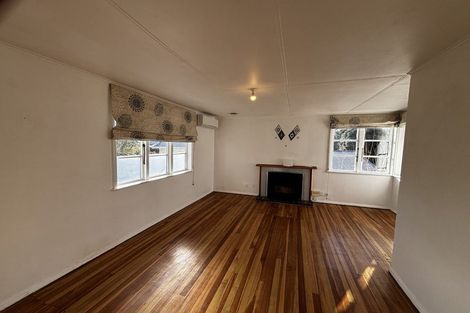 Photo of property in 22 Banks Street, Marfell, New Plymouth, 4310