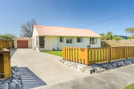 Photo of property in 22 Churcher Street, Feilding, 4702