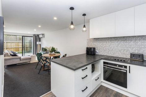 Photo of property in 2/677 Worcester Street, Linwood, Christchurch, 8062