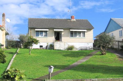 Photo of property in 39 Plunket Terrace, Hamilton East, Hamilton, 3216