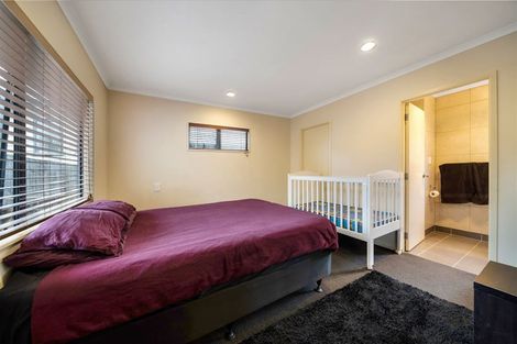Photo of property in 25a Rehia Road, Massey, Auckland, 0614