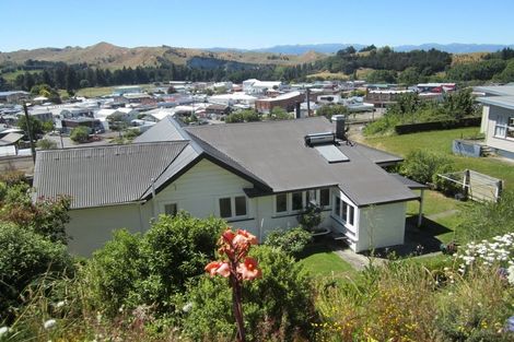 Photo of property in 1 Swan Street, Taihape, 4720