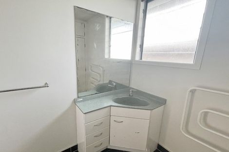 Photo of property in 231 Swanson Road, Henderson, Auckland, 0610