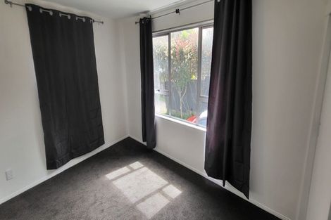 Photo of property in 57 Hobart Crescent, Wattle Downs, Auckland, 2103