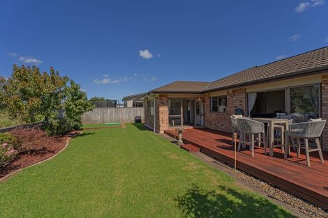 Photo of property in 48 Carina Way, Whitianga, 3510